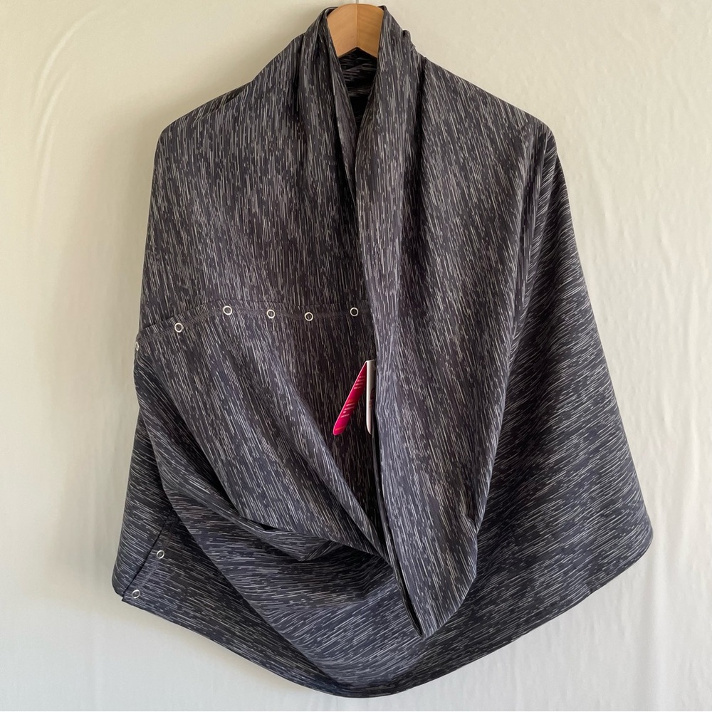 Roadrunner Sports Gray Scarf/Wrap OS